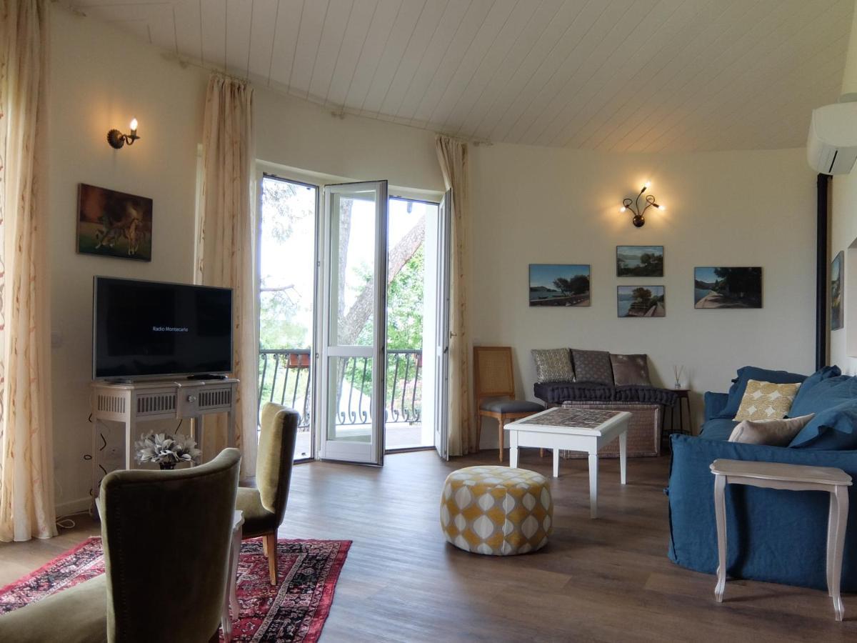 Villa Gaia Sale Marasino Eksteriør billede